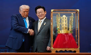 Trump threatens to hike2 Trump threatens to hike2