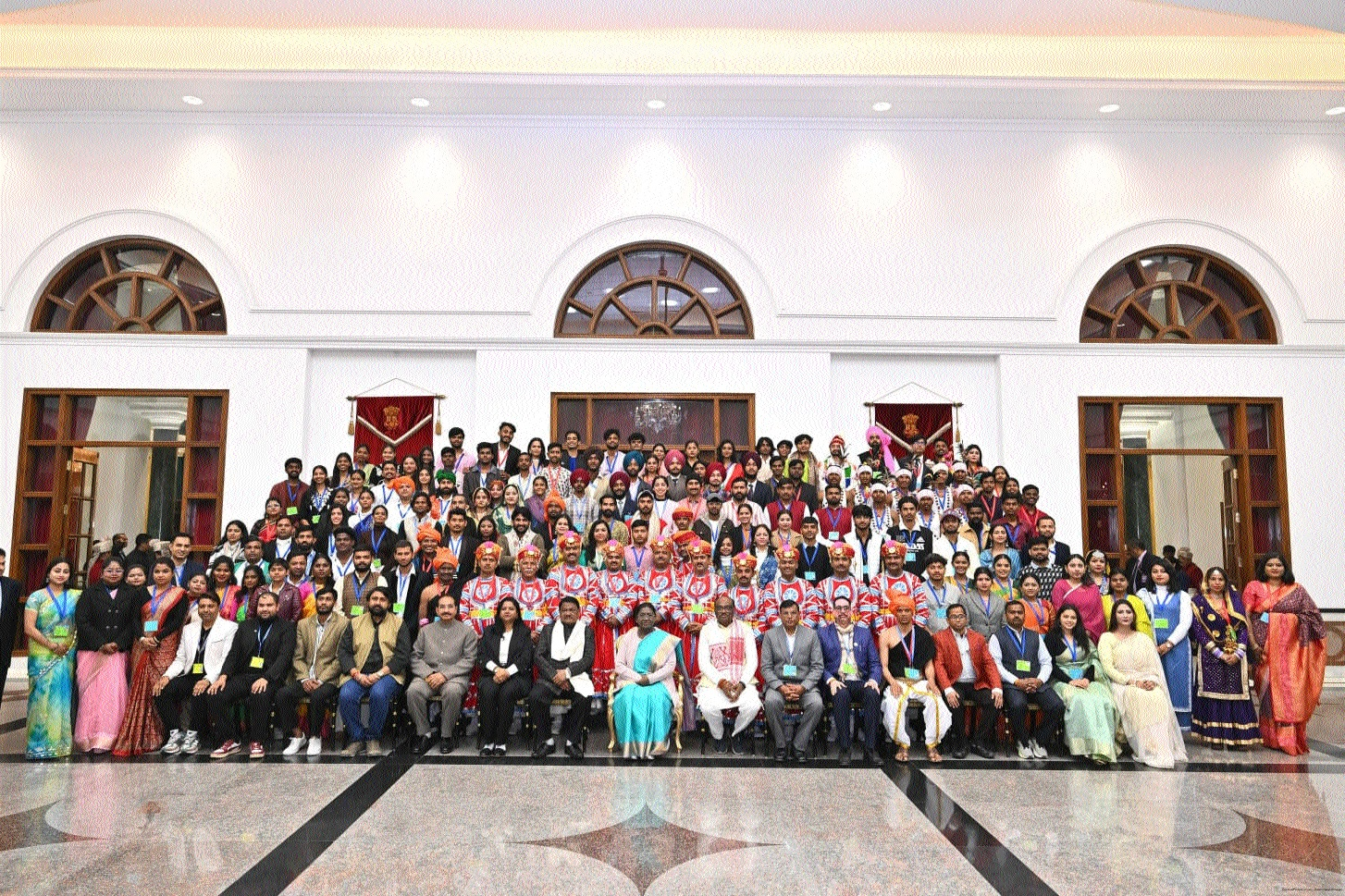 President felicitates CG Tableau artists