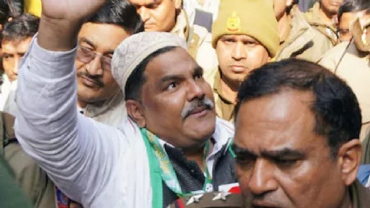 Court denies bail to ex-MLA Tahir Hussain, 2 others