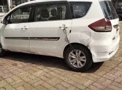 Bizarre: Seized car handcuffed by cops
