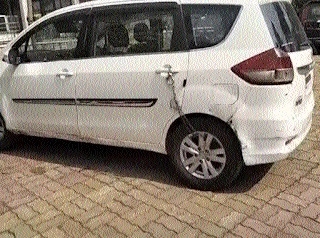 Bizarre Seized car handcuffed by cops 