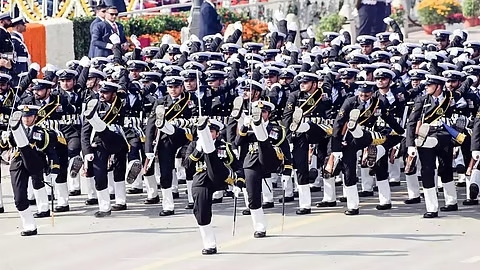 Navy wins best marching contingent award Mah tops tableau category