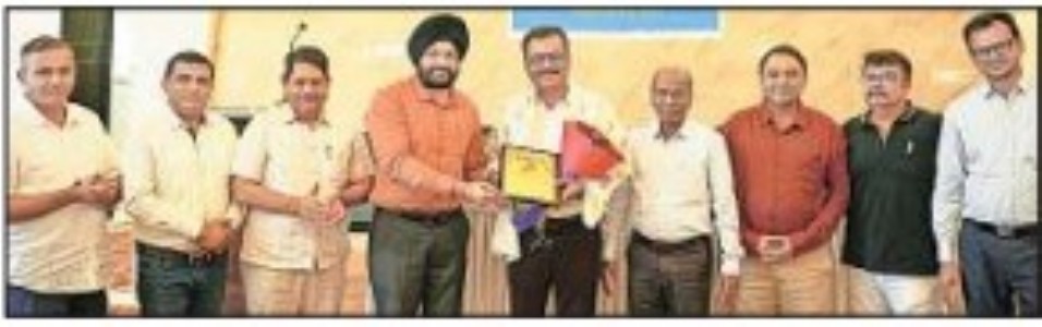 NRH Afelicitates Sanjay Gupta for his contribution to hospitality industry