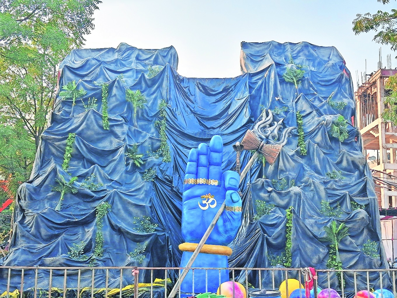 The world of snakes Naglokcomes alive at Shiv Durga Utsav Mandal Khamla