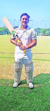 Varun steals show with 209