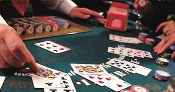 Gambling den busted in Bhilgaon 8 arrested