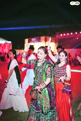 Surabhi Navratri Mahotsav  going on at Chhatarpur Farms