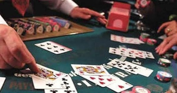 Gambling den busted in Bhilgaon, 8 arrested