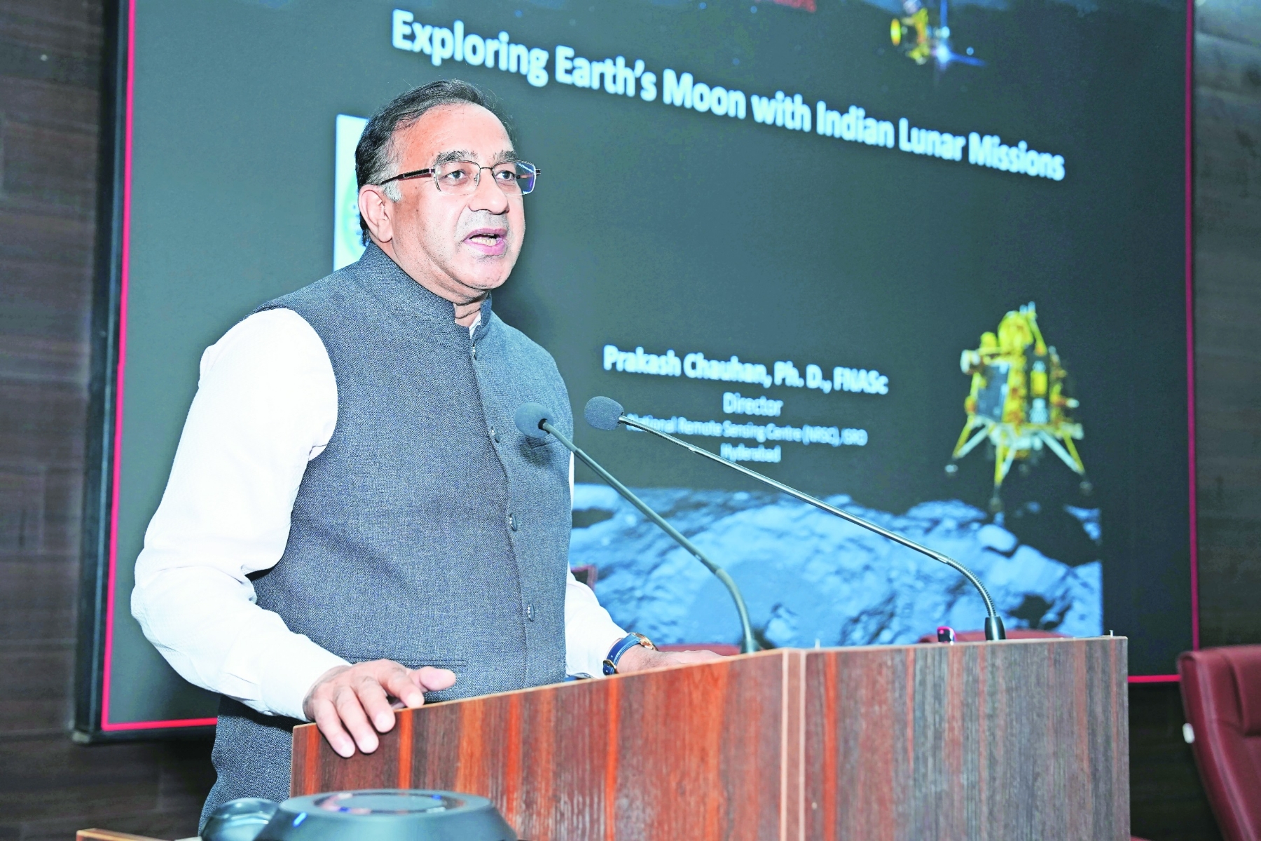 Dr Prakash Chauhan addressing the audience