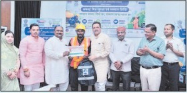 JMC stands second in country in maintaining sanitation workers’ safety