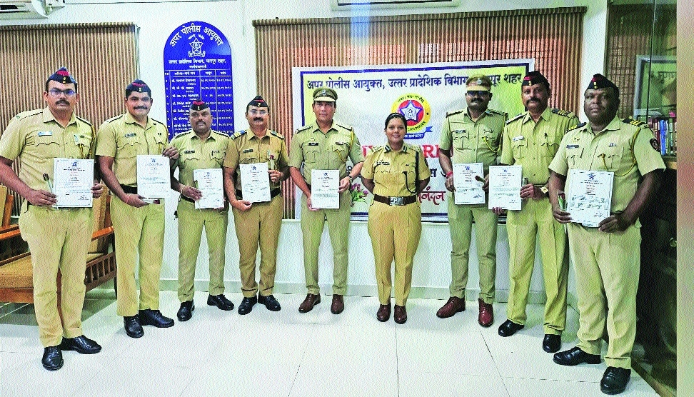 Lakadganj Police felicitated