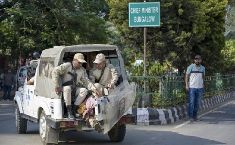 Militants kill 3 in Manipur