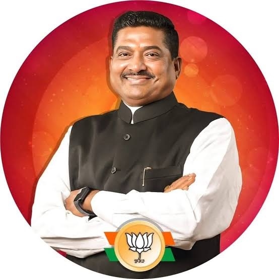Sudhakar Kohale will win by 30000 votes Bawankule