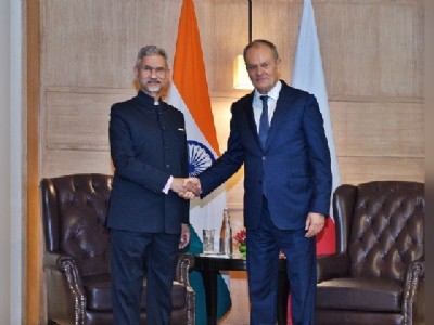 Jaishankar meets Polish PM, discusses bilateral cooperation