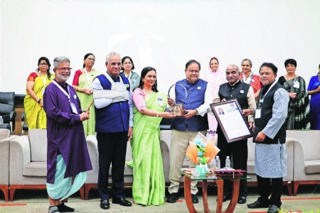 Youths are possibilities to be discovered: Cheema