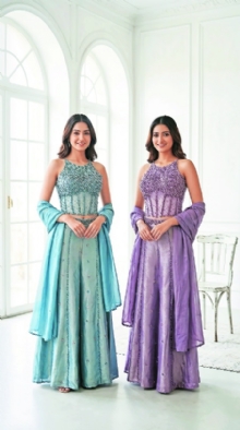 Gaysons The Fashion Mall offers range of designer wear, fashionable accessories and branded clothing
