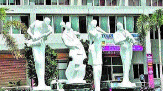 Mpl Commr reshuffles departments, assigns new portfolios to sr officials
