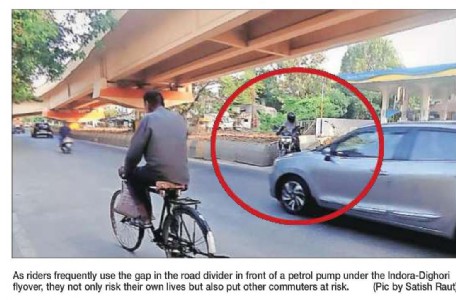 Gap in divider near Ashok Sq, an invitation to mishap