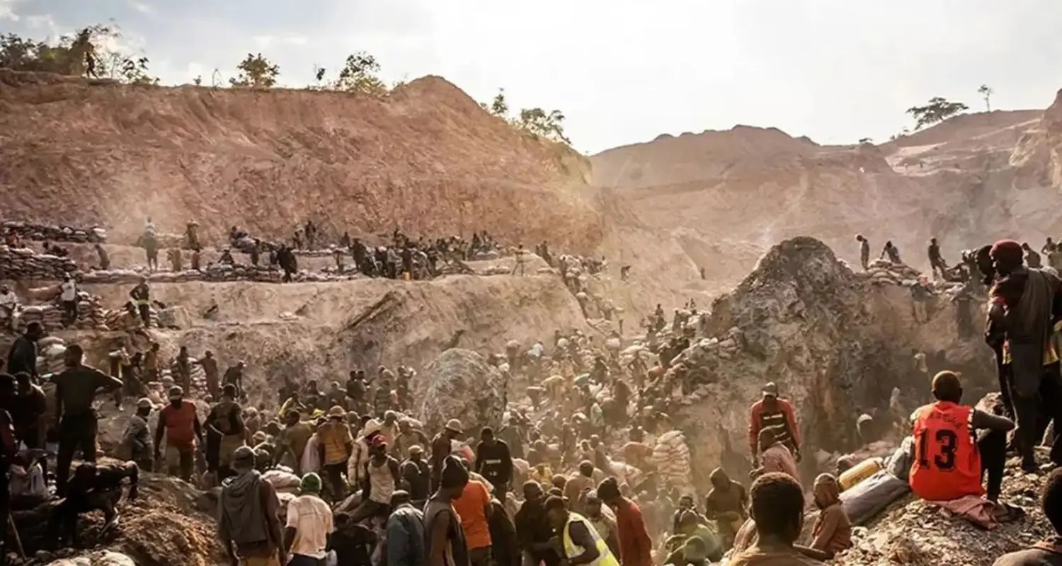 At least 200 killed as mine collapses in eastern Congo