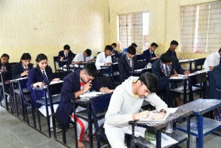 16,308 students appear for Std XII English paper