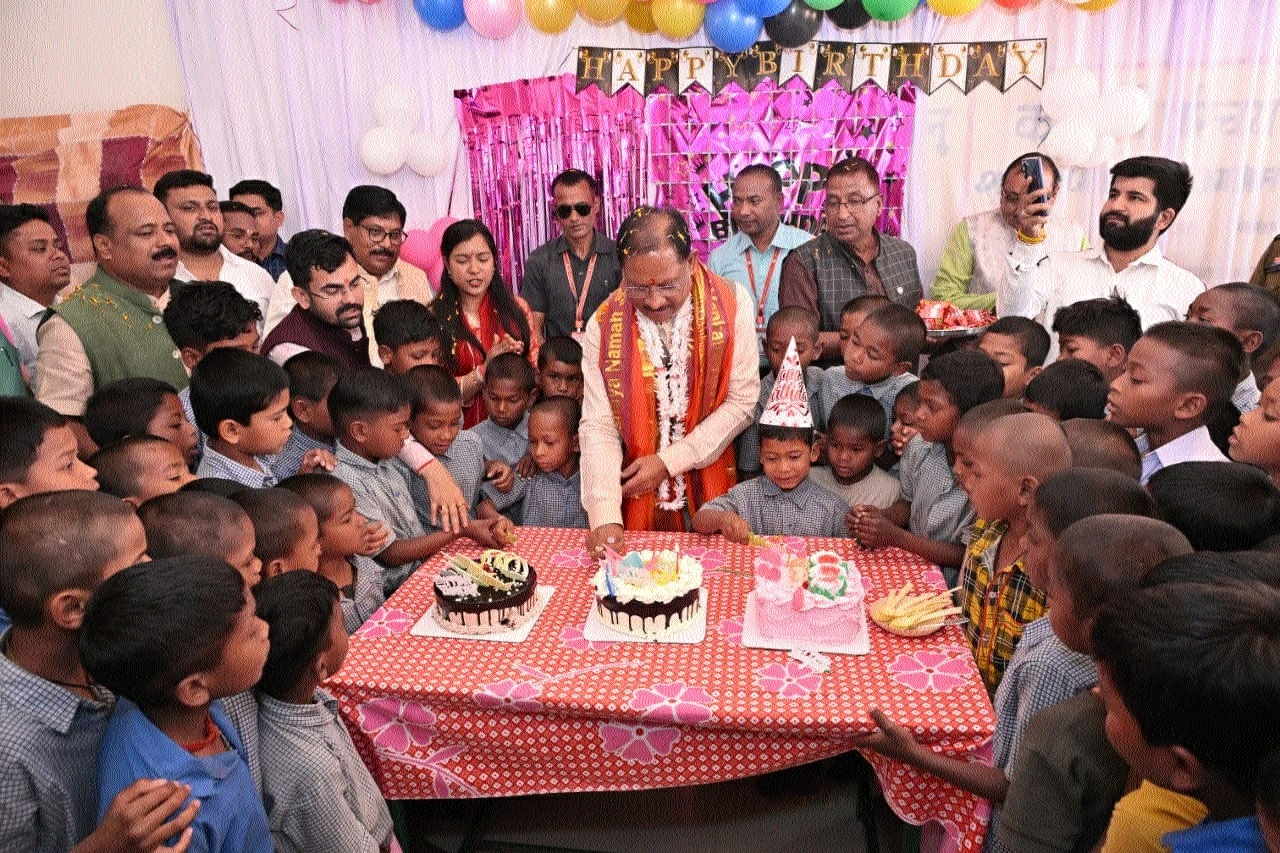 CM celebrates birthday