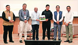 Winning start for DKM