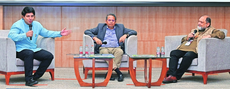 Shehzad Poonawala Dr Vijay Chauthaiwale and Ashish Kulkarni