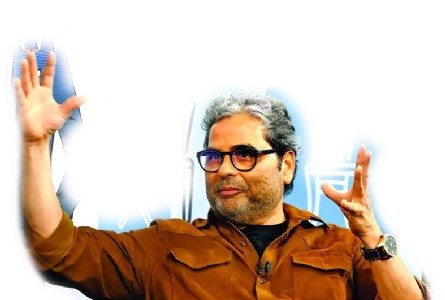 Courting the ‘King’...