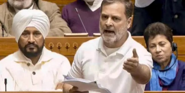 Uproar in LS after Rahul seeks to quote from ex-Army chief’s ‘memoir’