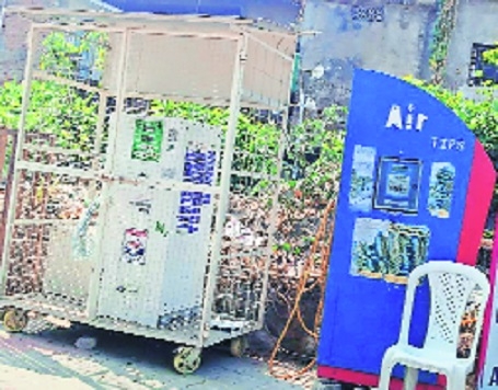Attendants usually ask customers to pay for filling up the vehicles