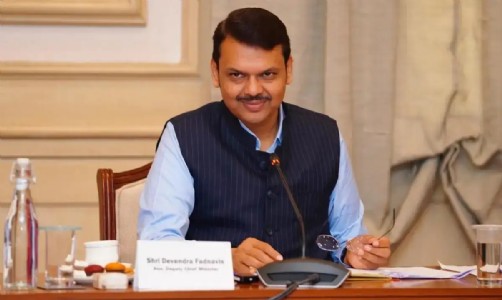Speed up land acquisition for infra, industry projects: Fadnavis