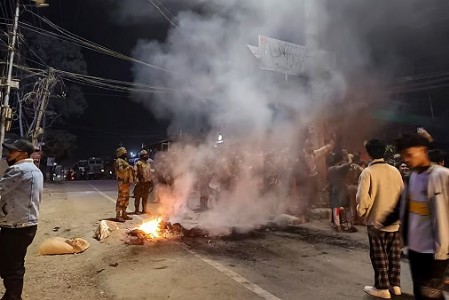 Thousands stage rally in Manipur, Protest participation of Kuki-Zo-Hmar MLAs in Govt formation