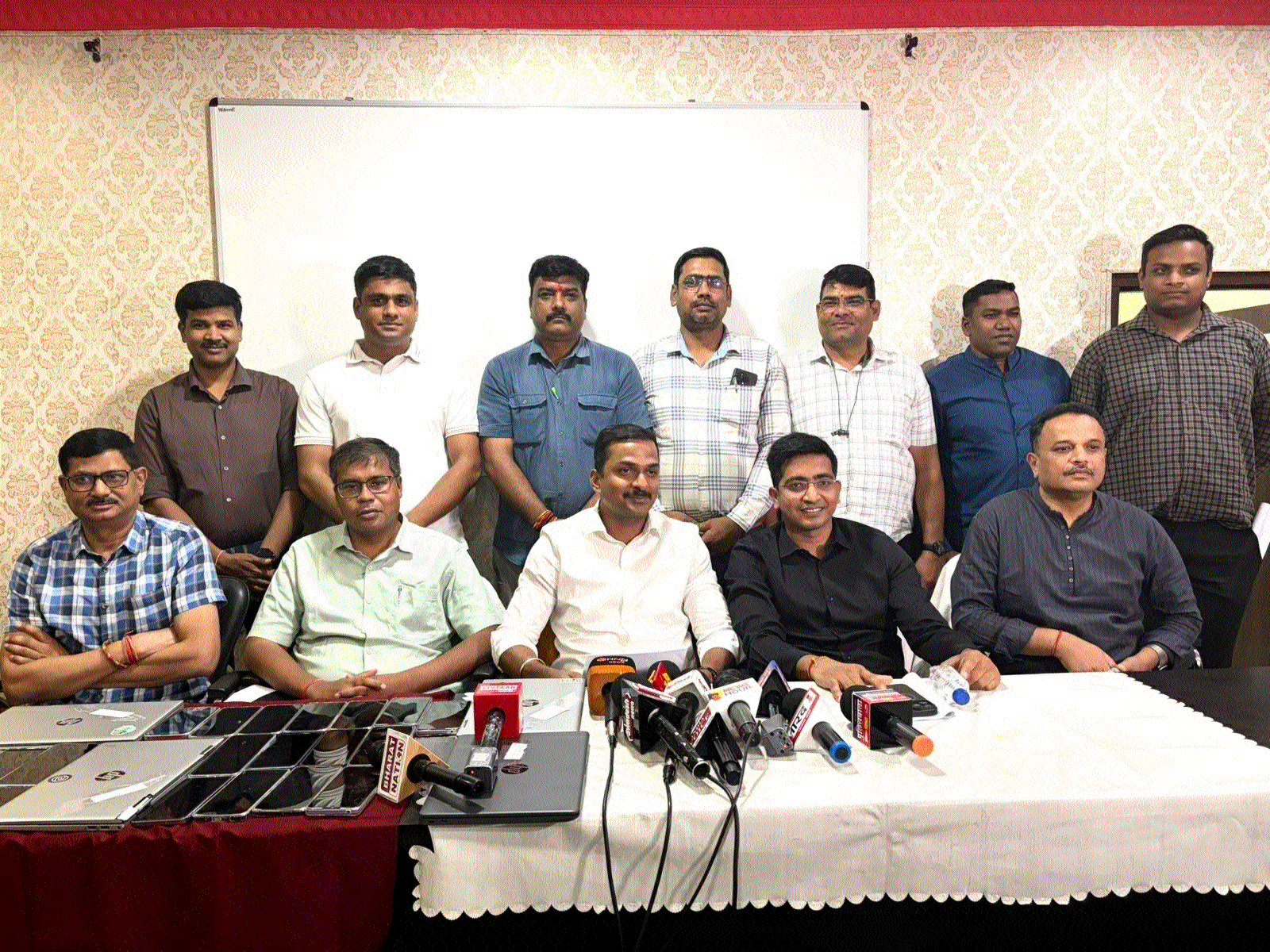 Raipur Police bust online cricket