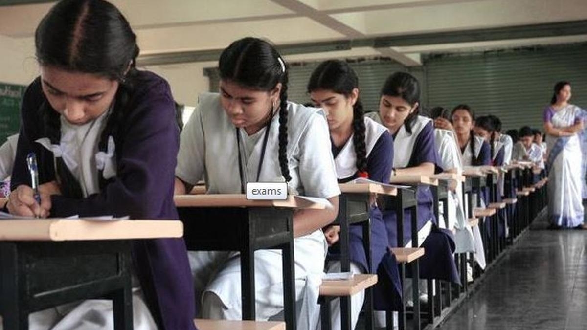 Institute Dir forced staff to leak Std 12 question paper with sacking threat