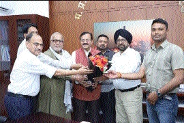 MPEEF officials meet MPPGCL 