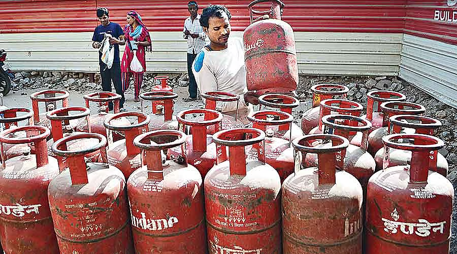 Man held for hoarding 35 LPG