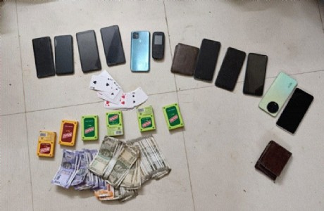 11 gamblers arrested with over Rs 40,000 cash, 11 cellphones