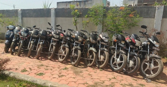 Cops bust inter state bike theft racket