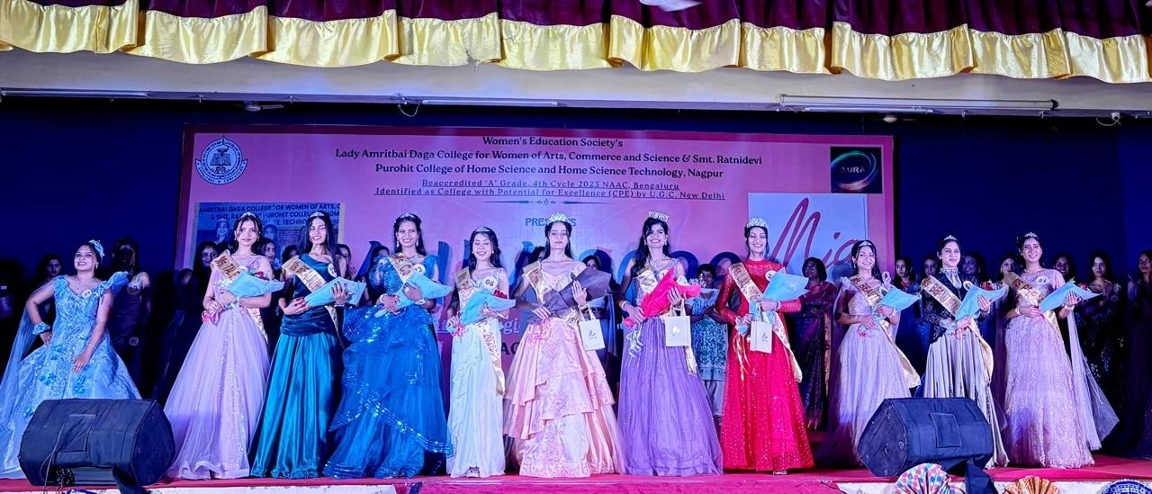 Aastha Shukla  Ayushi Deshmukh 