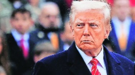 Trump losing warat home