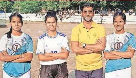 Ira hockey players in Mah squad