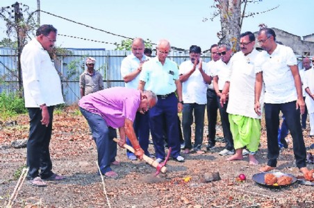 Itwari kirana merchants perform groundbreaking ceremony of new market at Mauza Chikhli (Deo)