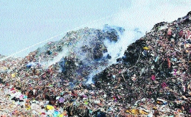 Bhandewadi dump yard issue