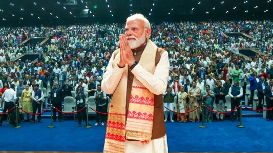 Modi completes record 8,931 days in office