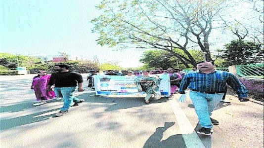 Jal Ganga Samvardhan: Students take out awareness rally, pledge to conserve water