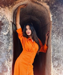 Bhilai’s MBBS student Anushka selected as Miss India C’garh 2026