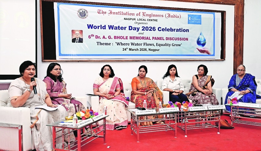 Minal Dehadrai with panelists Vidya Kanade