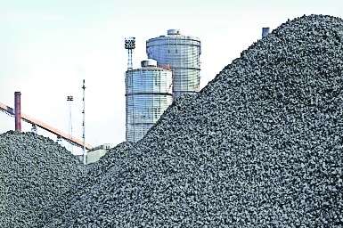 Countries shifting back to coal