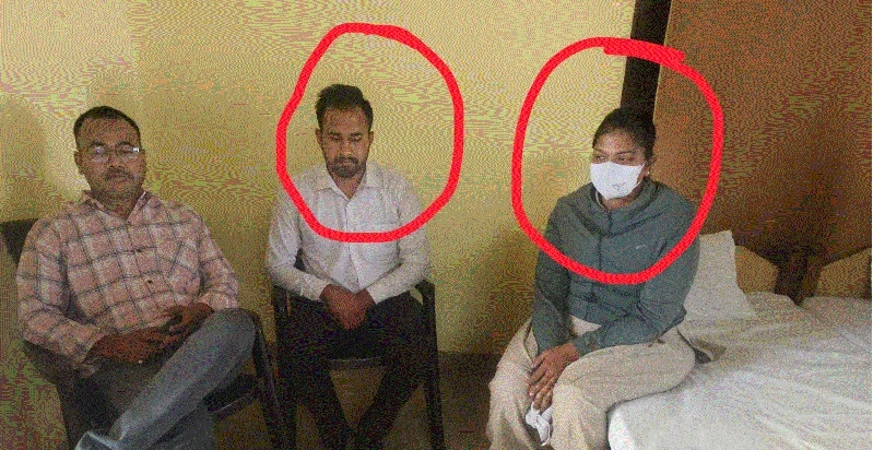 n Staff Reporter  Sleuths of Lokayukta police special establishment nabbed woman constable of RTO and her associate while taking bribe of Rs 4,500 from a vehicle owner on Jabalpur-Nagpur highway, on Wednesday. The arrested have been identified as Shweta Ahirwar, an RTO constable posted in Jabalpur and Mohit Sahu, a private individual. Superintendent of Police, Lokayukta Jabalpur, Anjulata Patle informed that acting on the directives of Yogesh Deshmukh and under the guidance of Manoj Singh, Lokayukta Police 