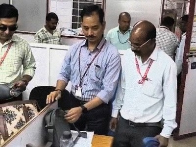 HOAX, Jabalpur Head Post, Passport offices get bomb threat email, Following the threat, post-office and pass-port office premises were immediately evacuated